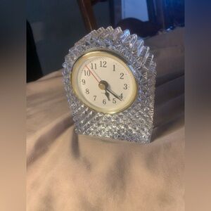 Elegant Crystal Table Clock with Gold Accents